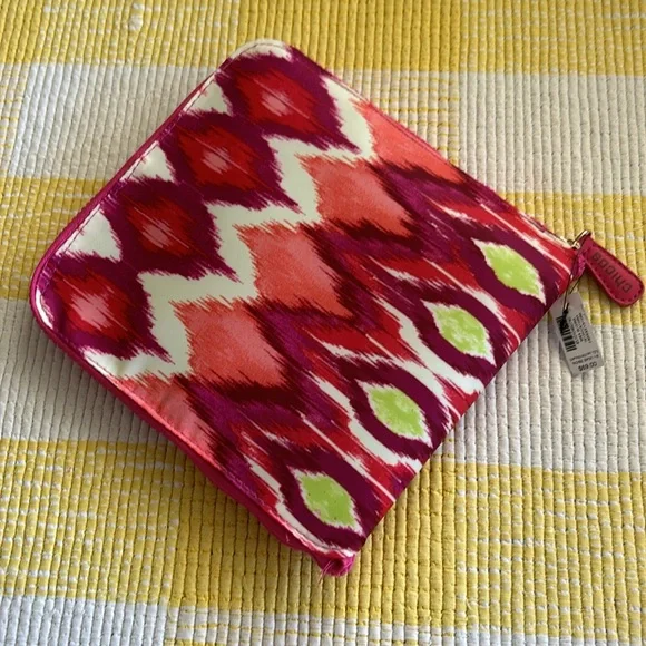Chico’s Be Bold Ikat Large Tote Bag NWT!!